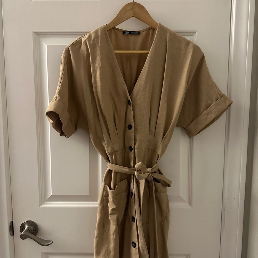 Zara Tan Wrap Midi Dress V-Neck Cuffed Sleeves
